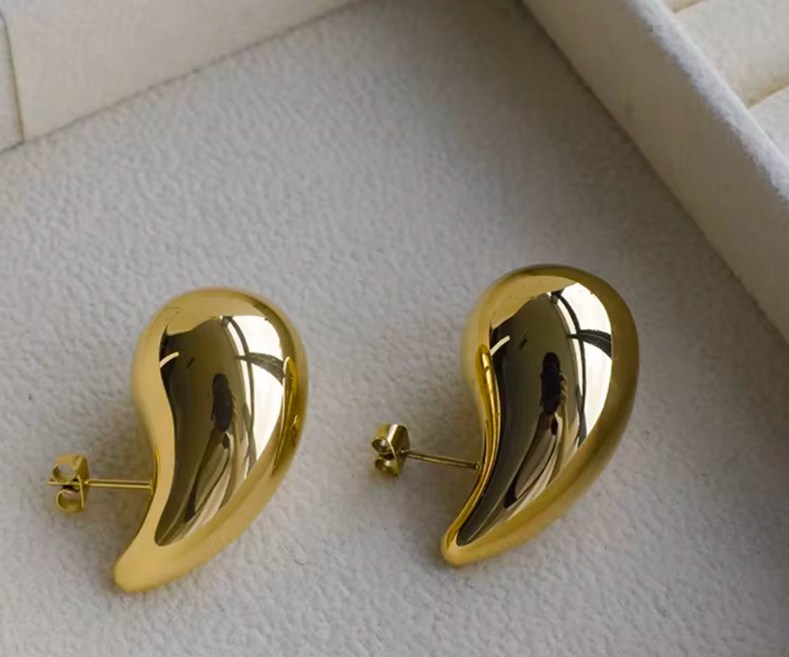 Rita Earring