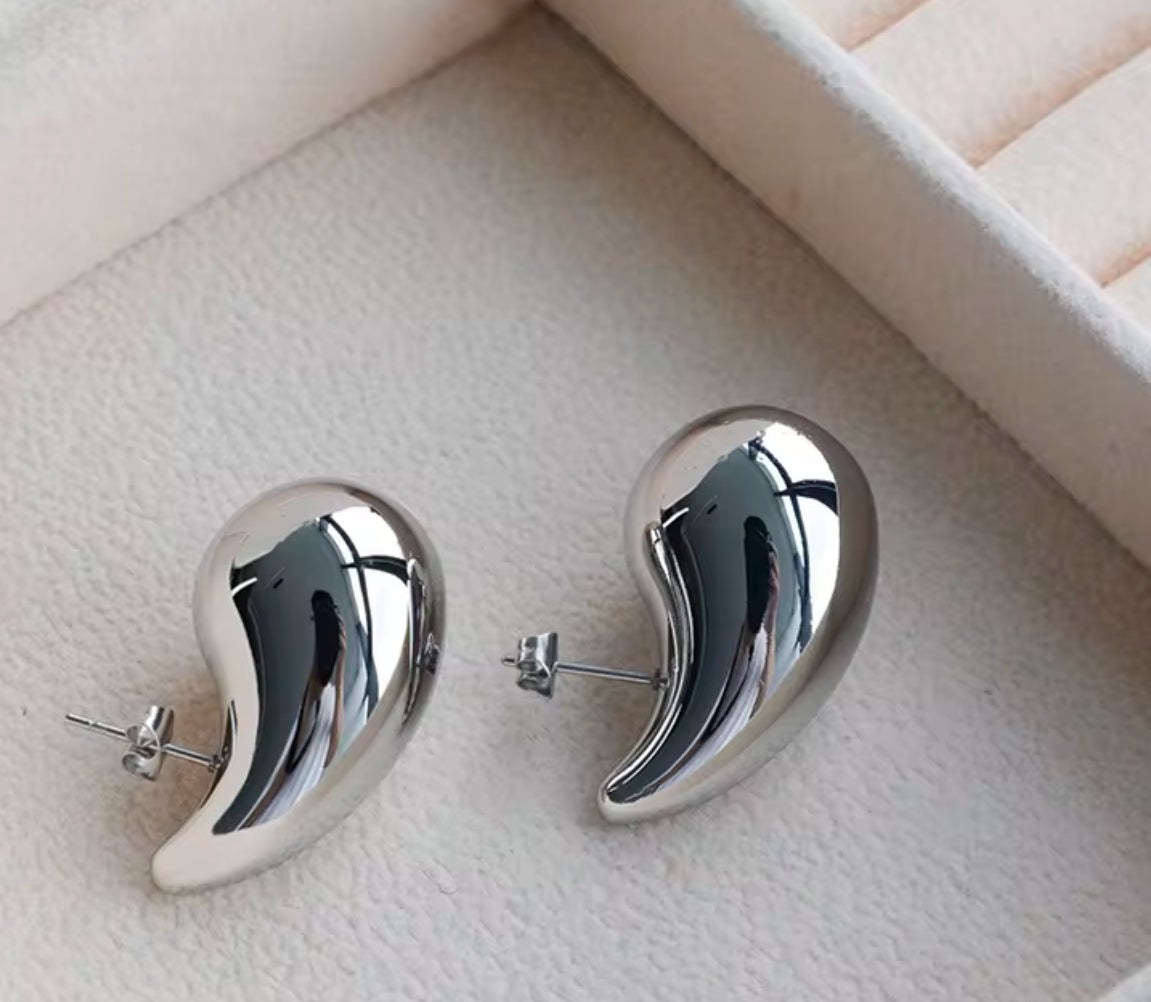 Rita Earring